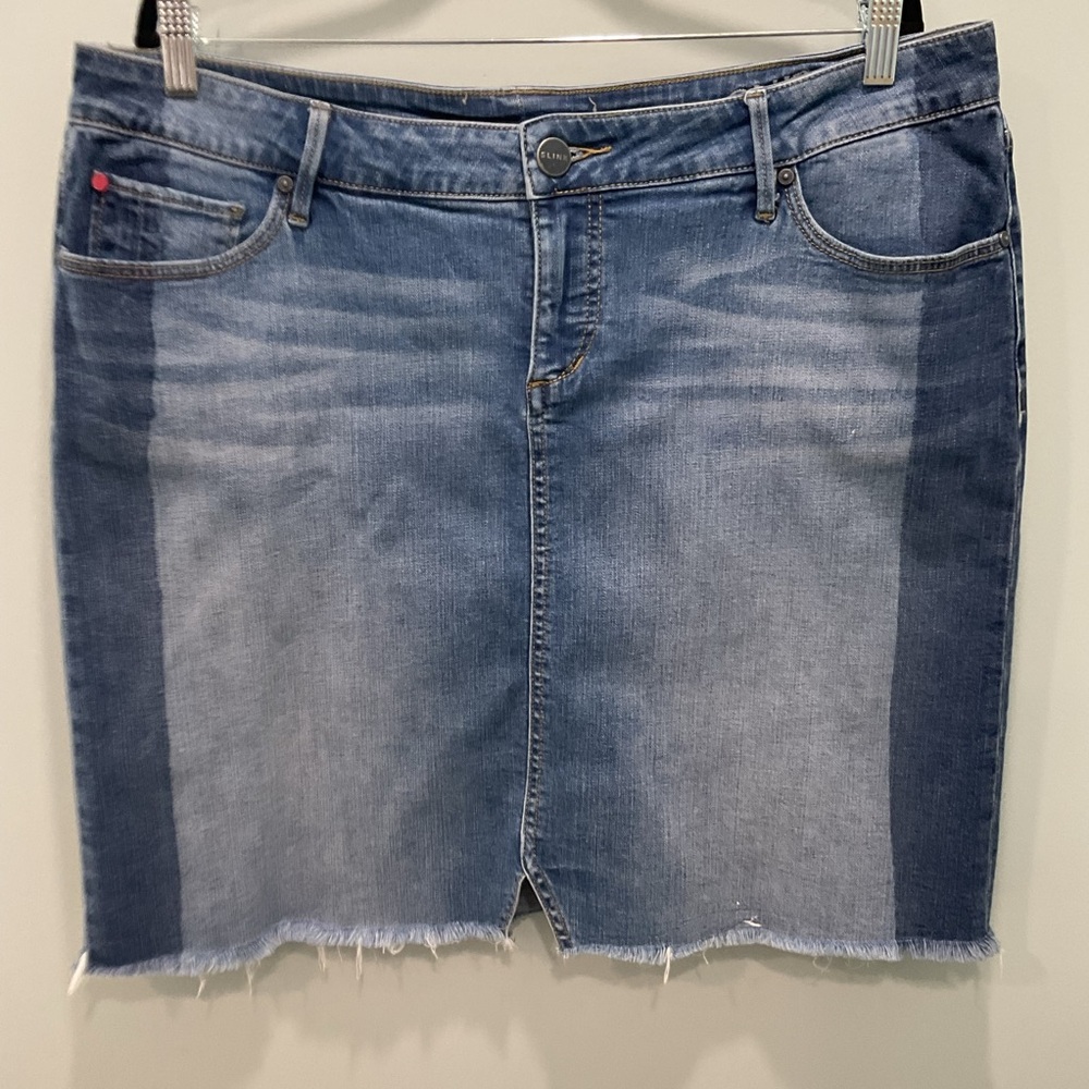 Slink Love Your Body Curvy Distressed Denim Skirt